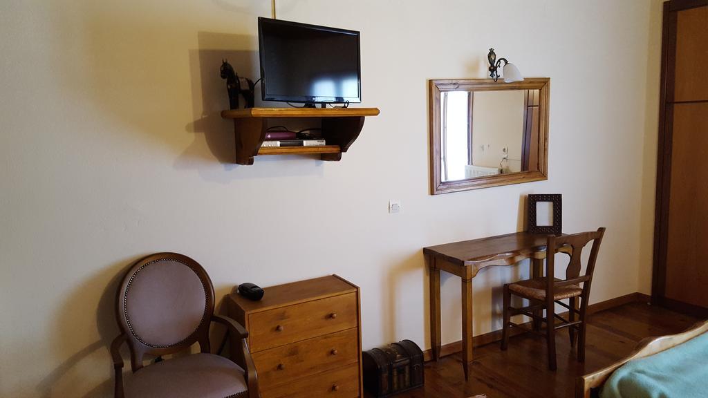 Traditional Guesthouse Marousio Rodavgi Ngoại thất bức ảnh