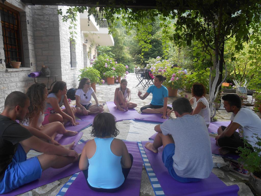 Traditional Guesthouse Marousio Rodavgi Ngoại thất bức ảnh